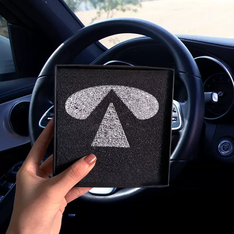 Samolepka na volant s křišťálovou krystalovou barvou