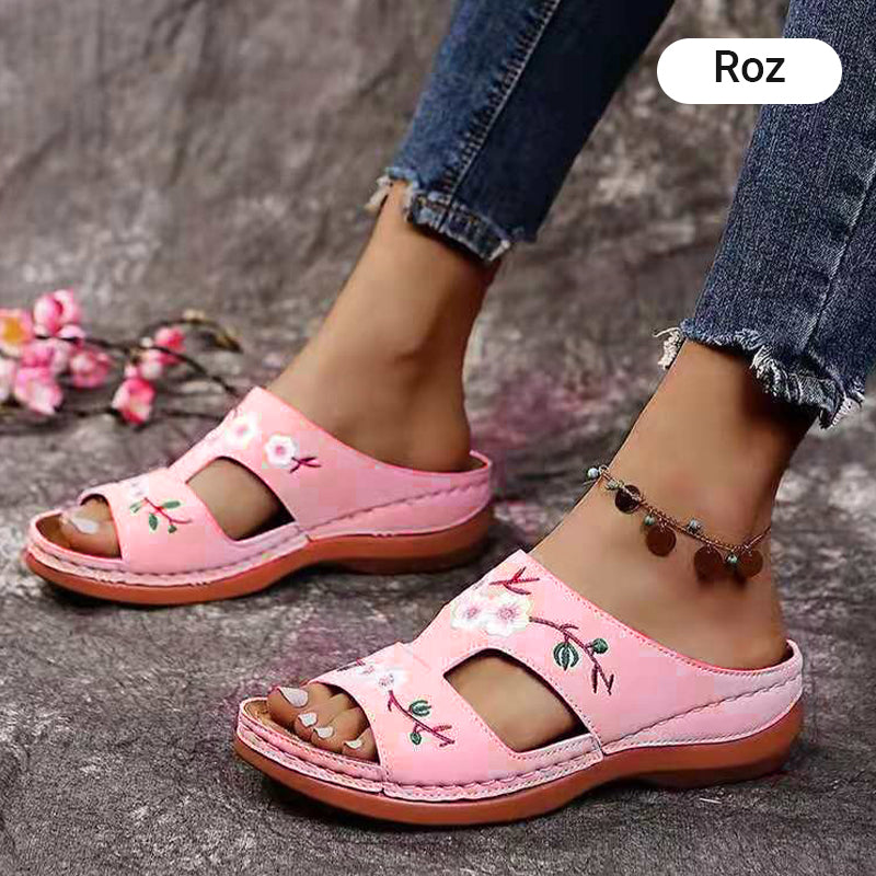 🏖️Pohodlné dámské pantofle na platformě s otevřenou špičkou