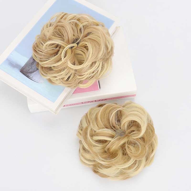 💁♀️ Velkorysý drdol ze syntetických vlasů s nastavitelnou sponou