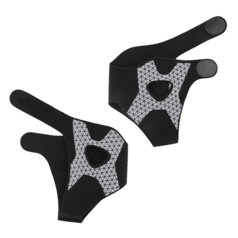 Nastavitelný pružný pásek kolem kotníku