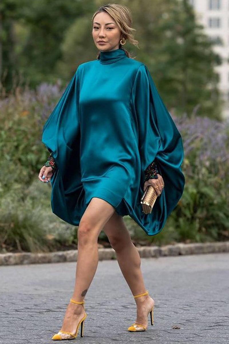 Dámské jednobarevné minišaty s volnými netopýřími manžetovými knoflíky