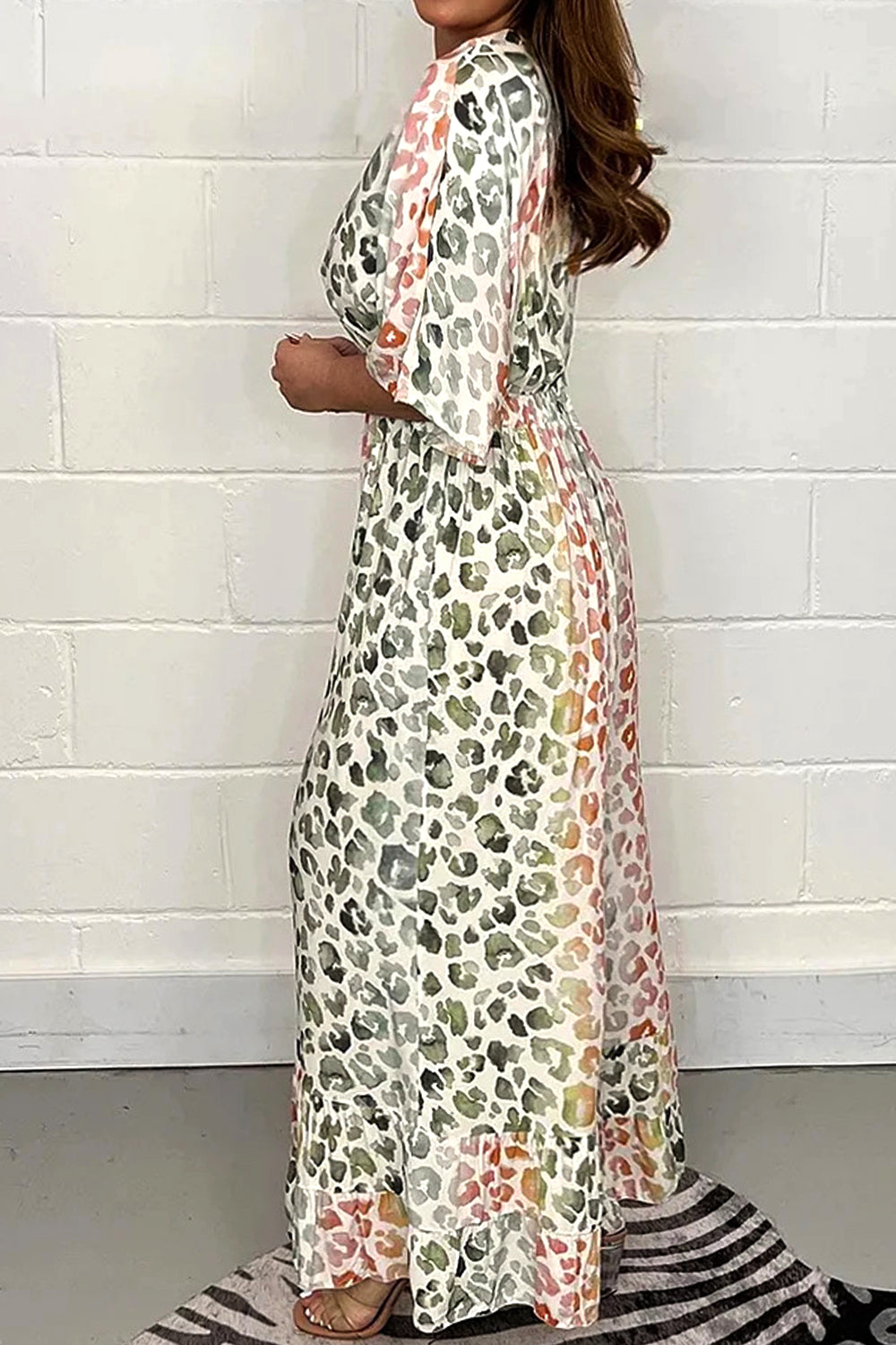 Dámská kombinéza s dlouhým vysokým pasem s potištěným výstřihem do V