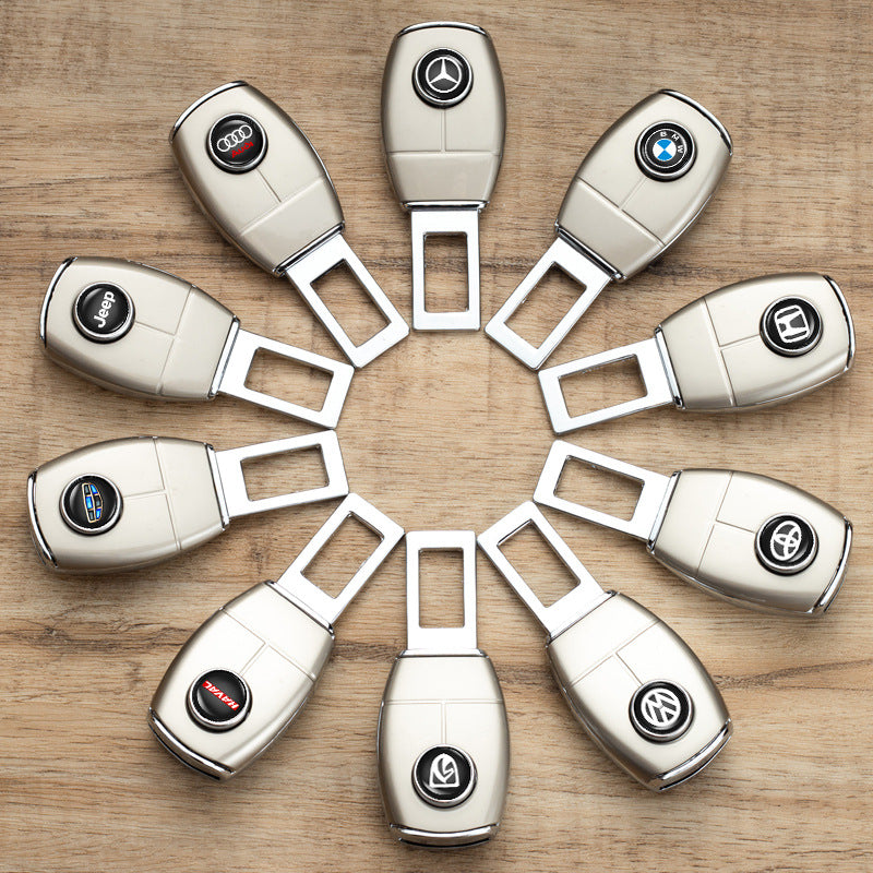 ✨Kupte 1 a získejte 1 zdarma✨Kovový prodlužovač bezpečnostního pásu pro luxusní vozidla