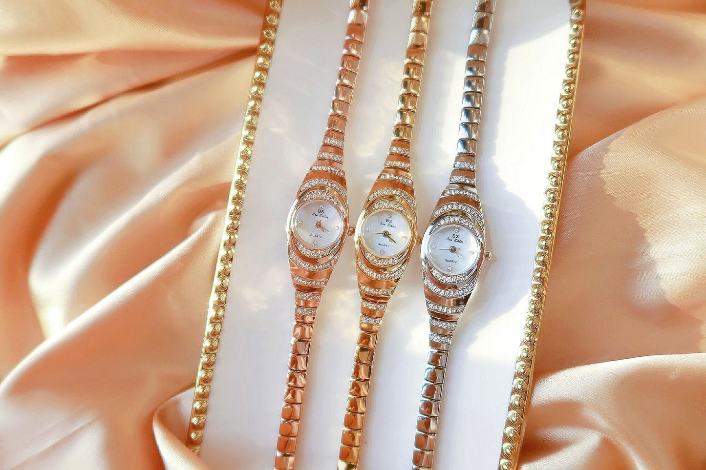 💎Dámské hodinky s křišťálovým náramkem⌚