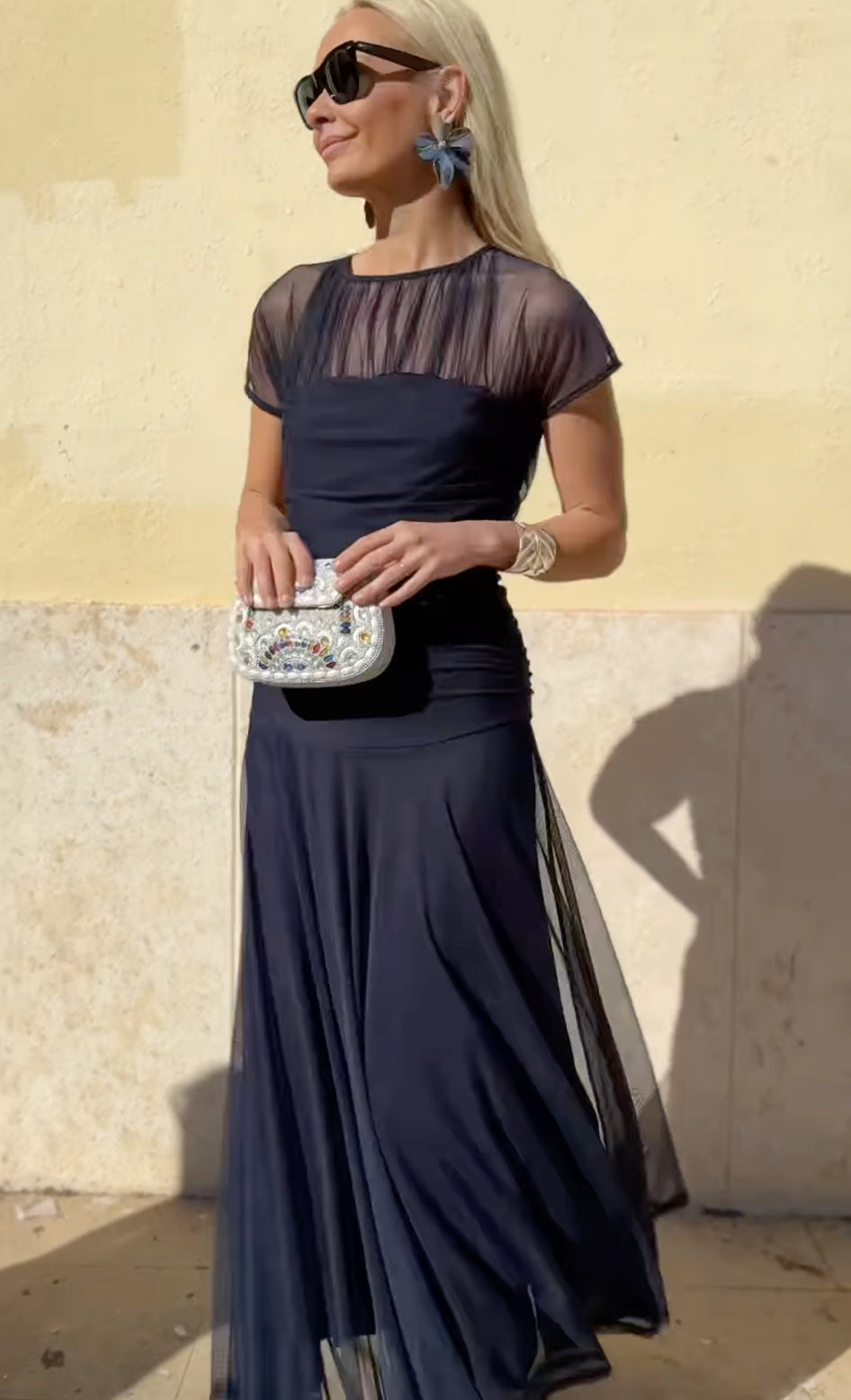 Dámské ležérní šifonové šaty s kulatým výstřihem a prošíváním