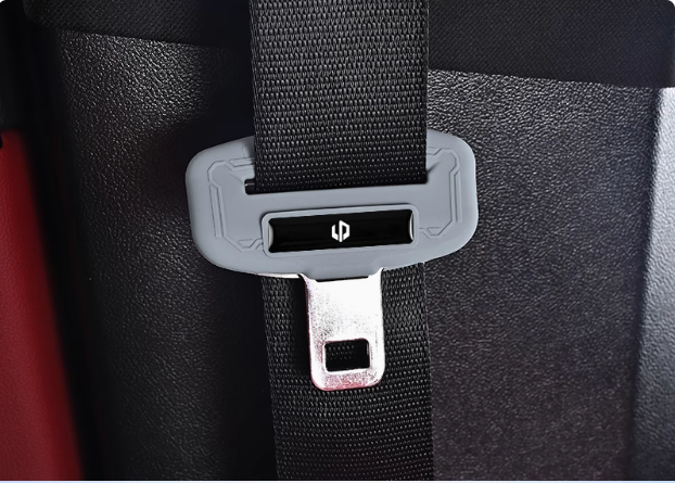 Ochranný kryt na sponu na bezpečnostní pás v autě🎉2 ks.🎉