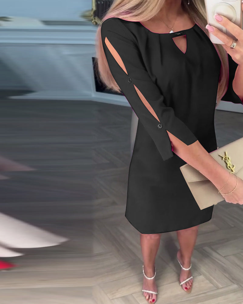 Elegantní, jednobarevné, jednoduché šaty ve tvaru V