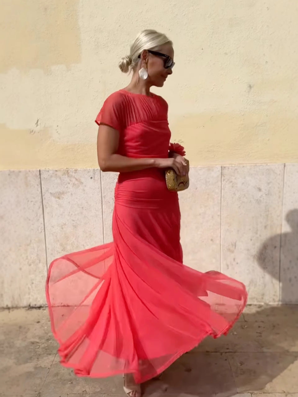 Dámské ležérní šifonové šaty s kulatým výstřihem a prošíváním