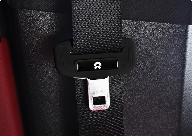 Ochranný kryt na sponu na bezpečnostní pás v autě🎉2 ks.🎉