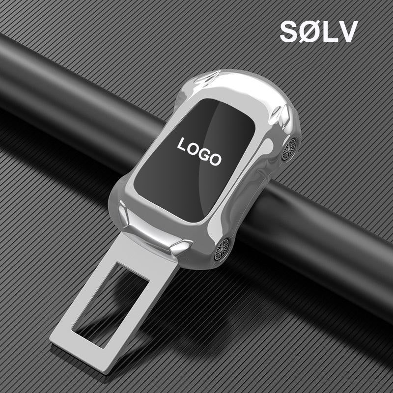 Personalizované prodlužovače bezpečnostních pásů pro sportovní vozy