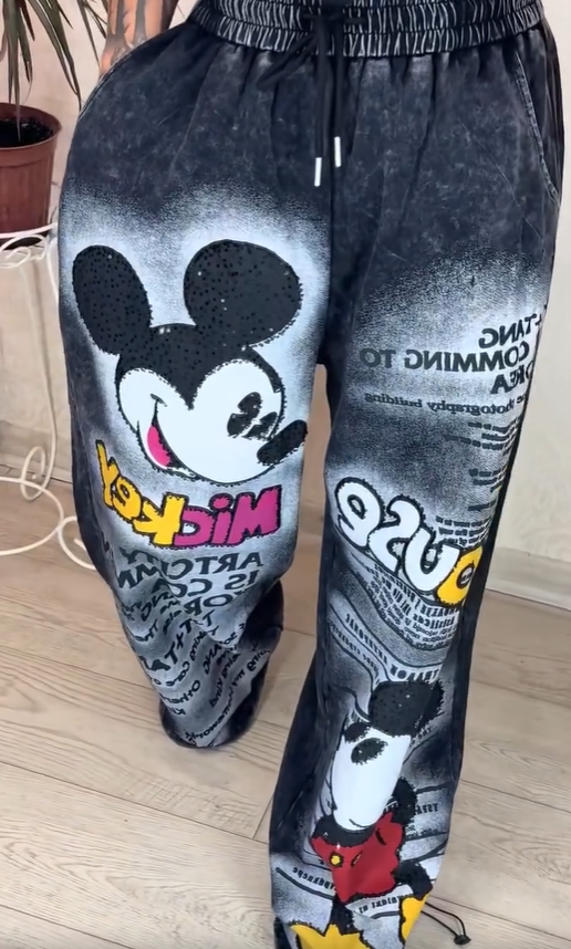 Módní džíny s širokými nohavicemi v teplé cihlové barvě