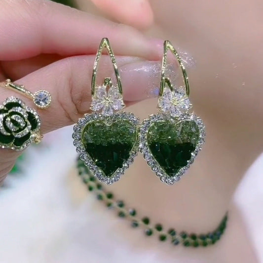 Náušnice zelené křišťálové srdce