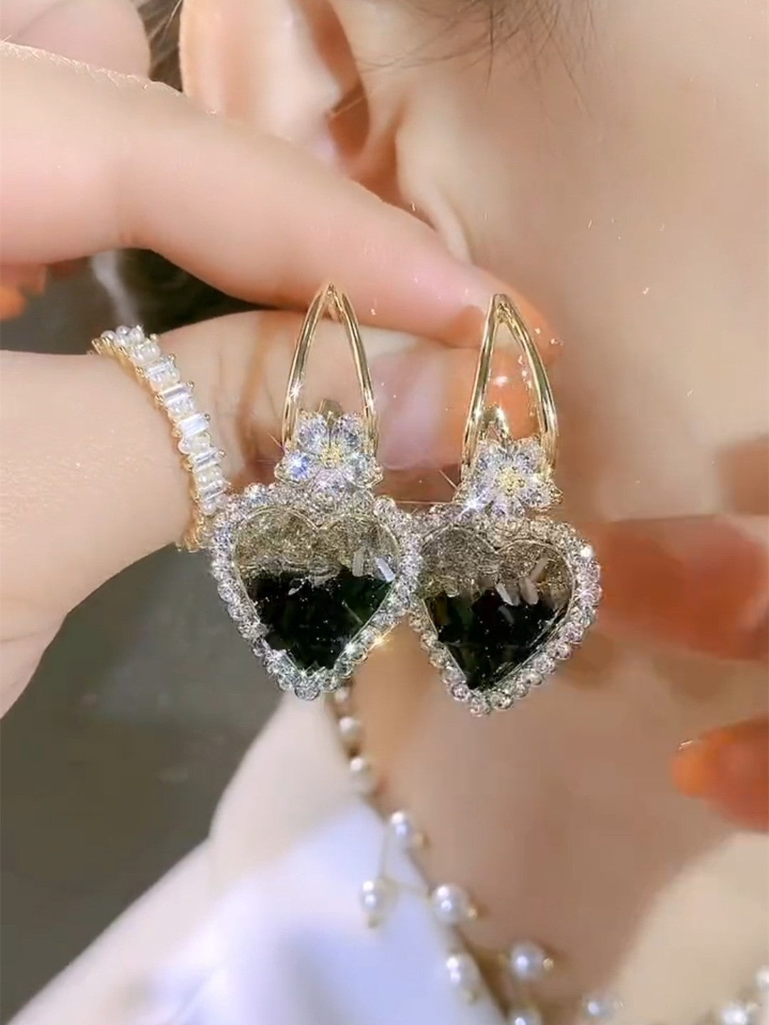 Náušnice zelené křišťálové srdce