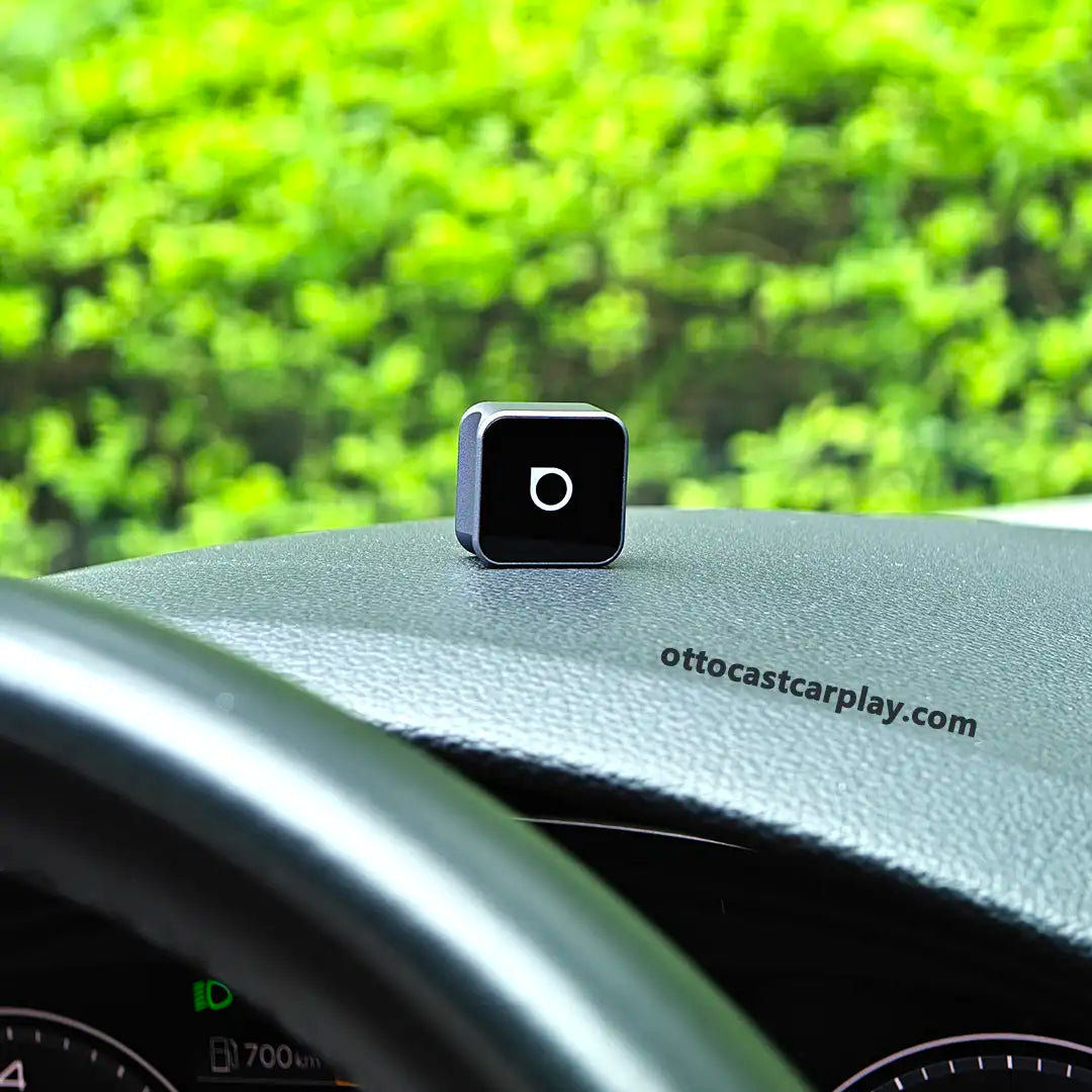 Bezdrátový adaptér Ottocast Mini 3.0 Ultra Cube CarPlay pro Android Auto