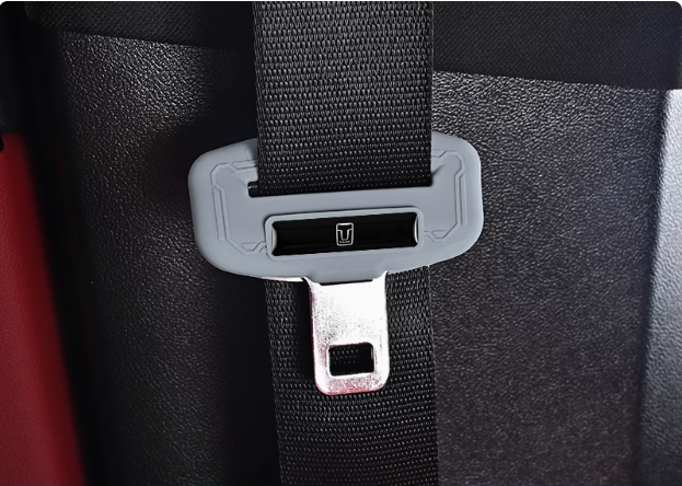 Ochranný kryt na sponu na bezpečnostní pás v autě🎉2 ks.🎉