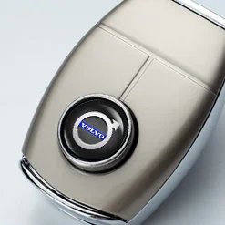 ✨Kupte 1 a získejte 1 zdarma✨Kovový prodlužovač bezpečnostního pásu pro luxusní vozidla