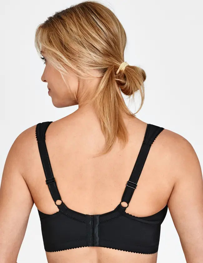 Triumph - (3 ks) Jednoduchá push-up podprsenka s plnými košíčky