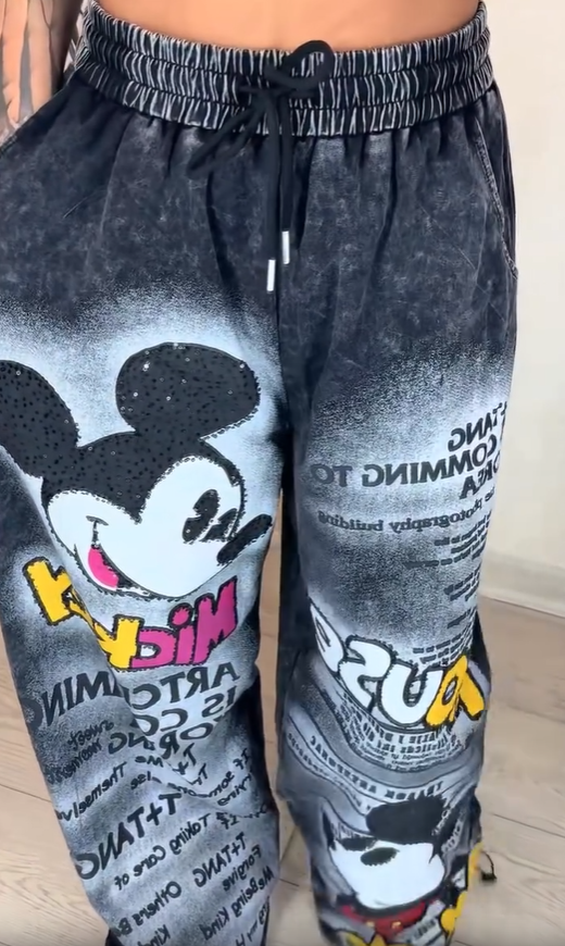 Módní džíny s širokými nohavicemi v teplé cihlové barvě