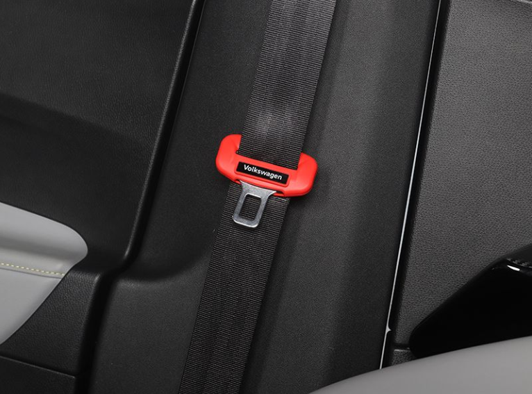 Ochranný kryt na sponu na bezpečnostní pás v autě🎉2 ks.🎉