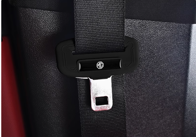 Ochranný kryt na sponu na bezpečnostní pás v autě🎉2 ks.🎉