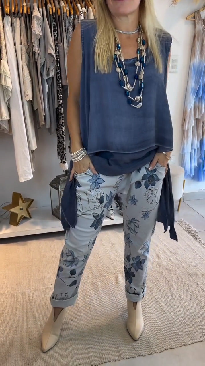 Dámské nepravidelné jednobarevné kalhoty s kulatým výstřihem a potištěným dvojitým dnem