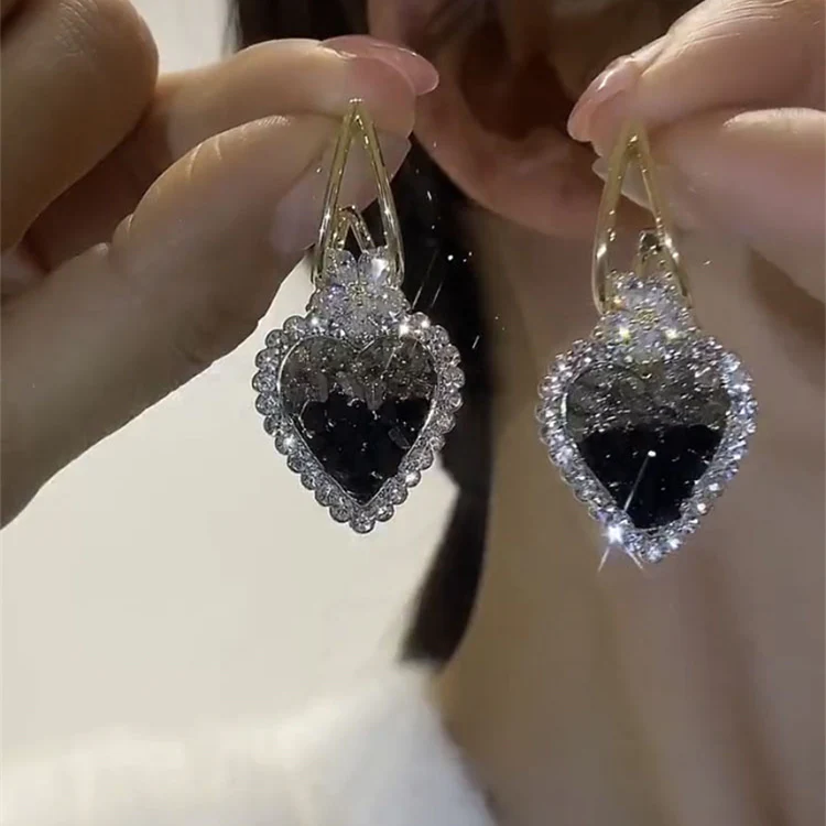 Náušnice zelené křišťálové srdce