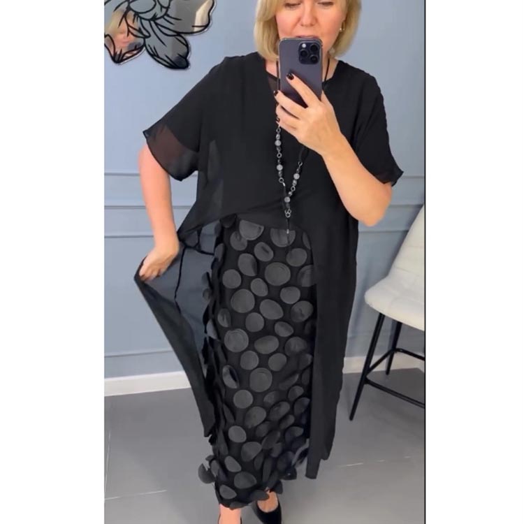 Dámské elegantní černé šaty s výstřihem do V a nepravidelným sakem - dvoudílná sada