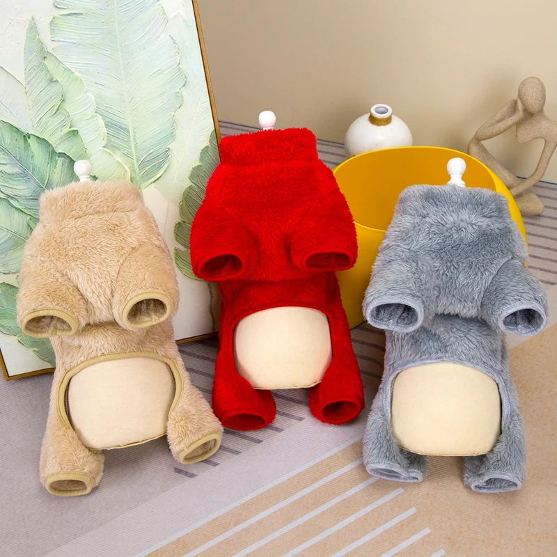 Zimní kabátek pro psa se zapínáním na zip vzadu