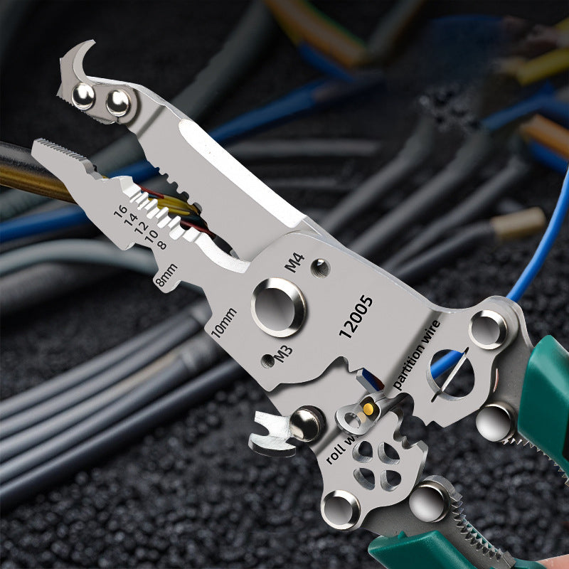 Multifunkční nástroj pro stříhání a odizolování vodičů