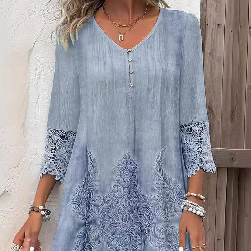 Elegantní dámské krajkové šaty s polovičními rukávy a špičatým výstřihem