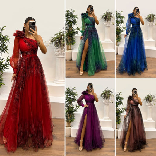 Dámské potištěné šaty se šikmými rameny