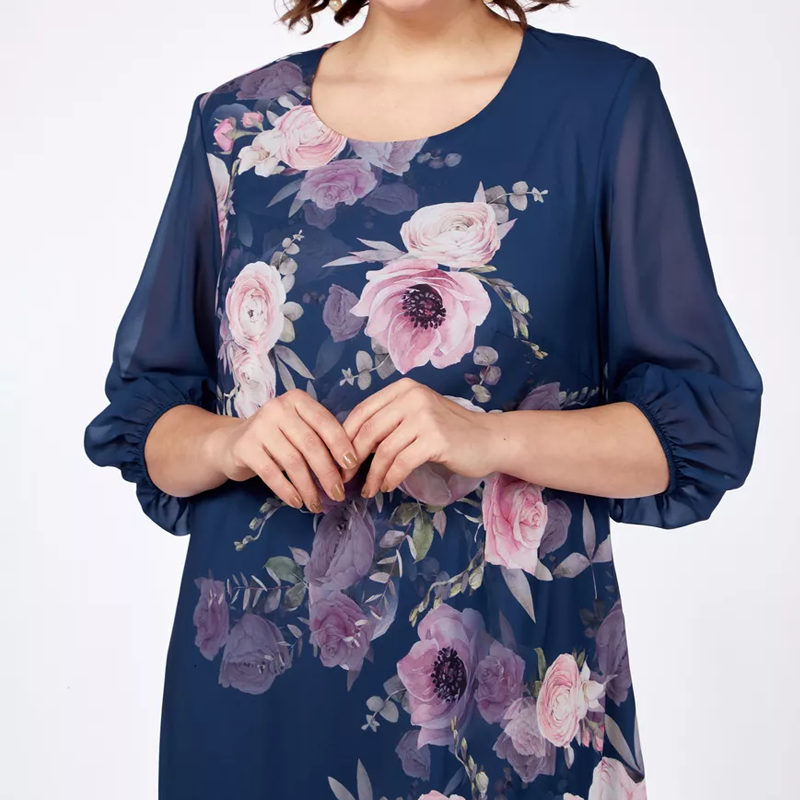 Elegantní šifonové šaty s květinovým potiskem a kulatým výstřihem