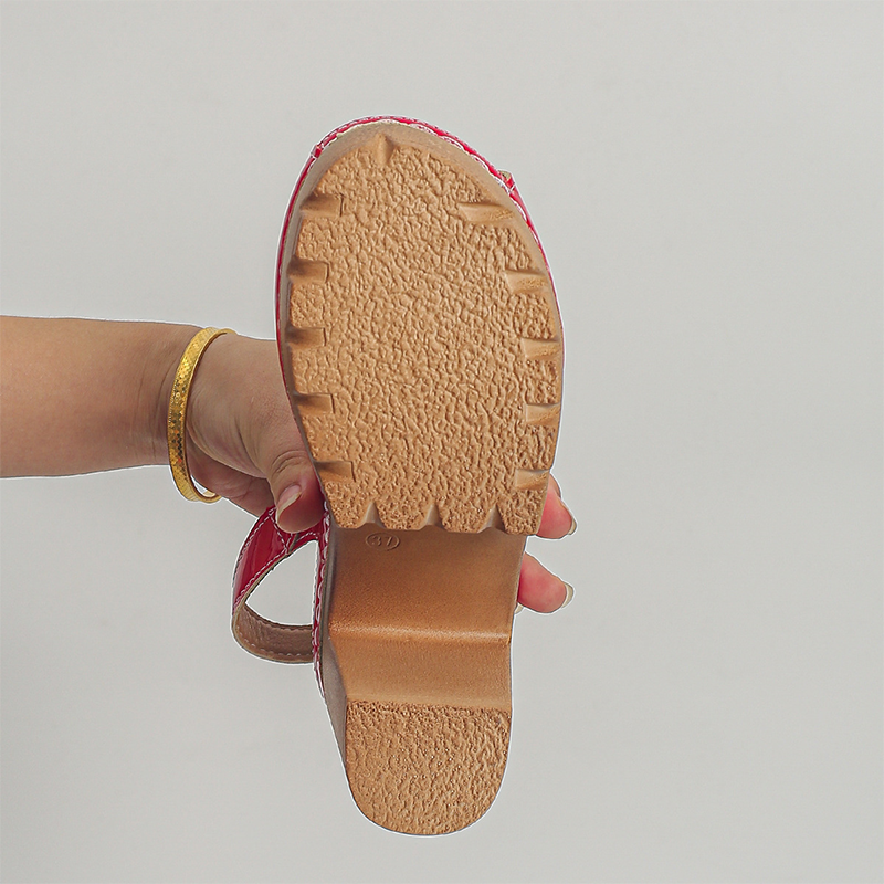 👡✨Elegantní sandály s otevřenou špičkou a přezkou na podpatku – stylové, pohodlné a ideální pro každou příležitost 🌸