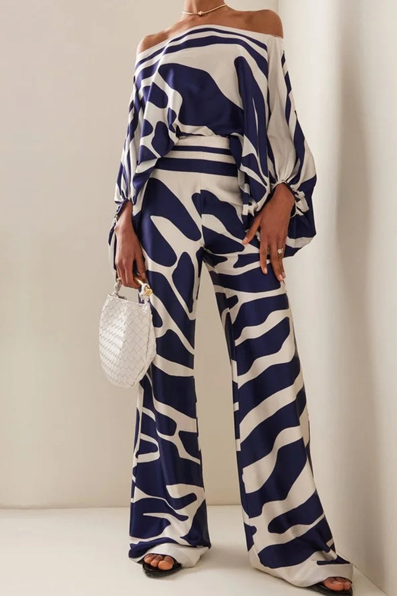 Dámský ležérní dvoudílný oblek s širokými nohavicemi v temperamentu