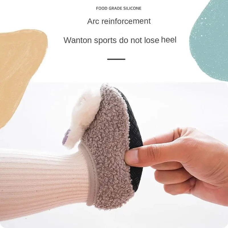 Roztomilé kožešinové dětské ponožky